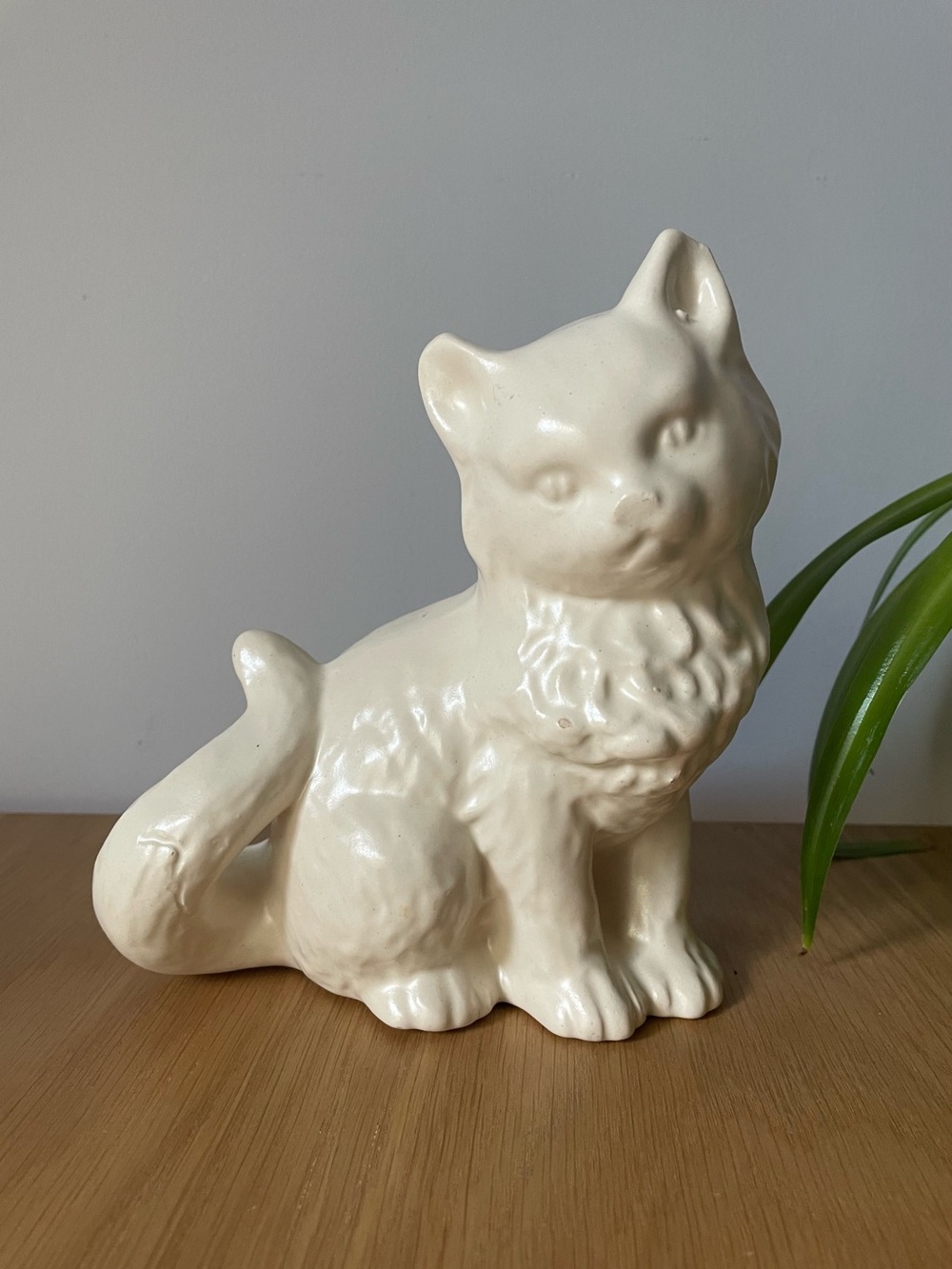 Vintage MCM Haeger Pottery White Ceramic Cat Planter